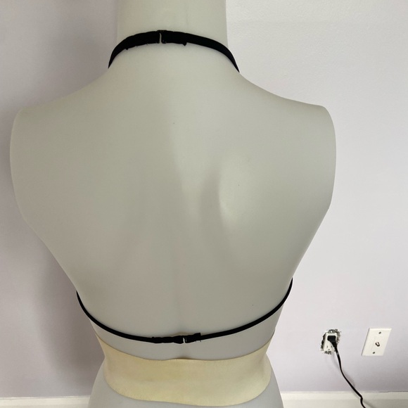 Top bikini in fishnets 👙 - Picture 4 of 4